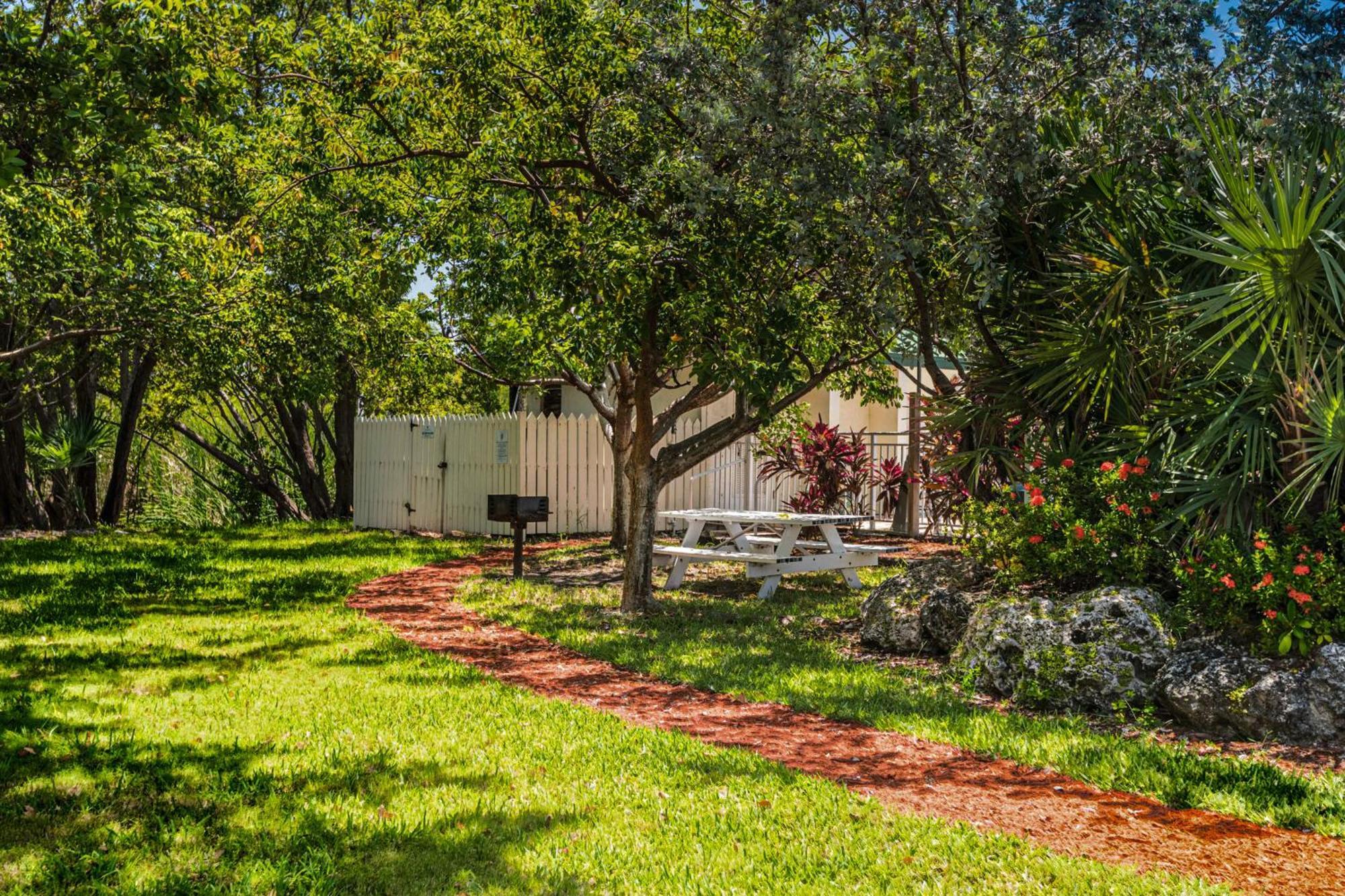 Sunrise Suites - Butterfly Nest #107 Key West Esterno foto